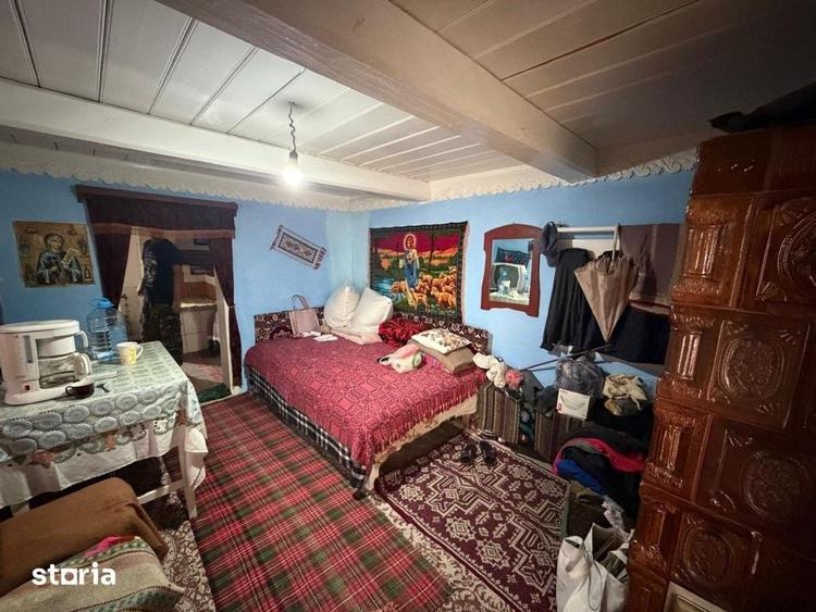 Casă cu 2 camere cu Teren 2100 Mp în Bălcăuți