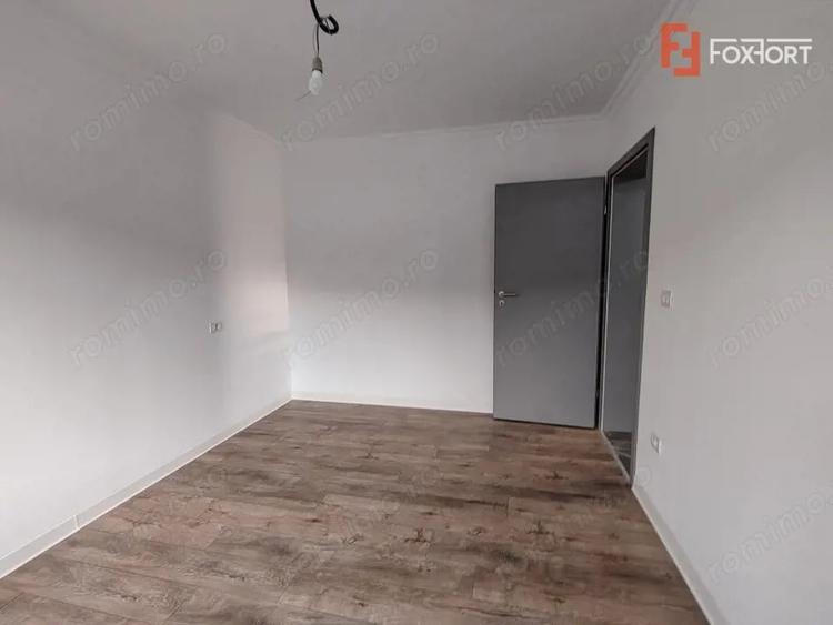Apartament cu 3 camere decomandat în Giroc