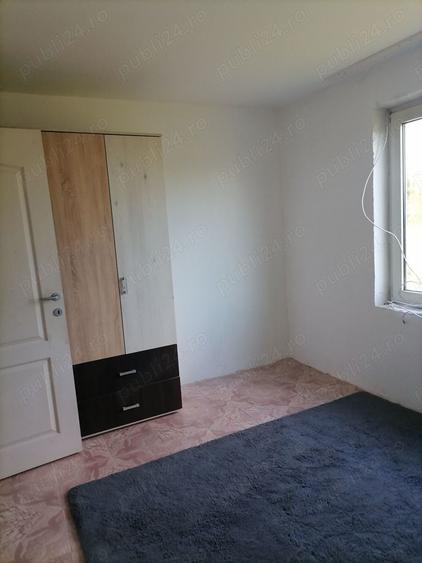 Casă cu 2 camere cu Teren 1440 Mp în Central