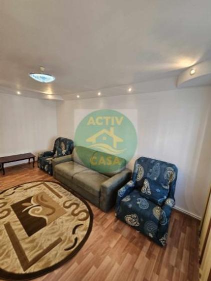 Apartament cu 2 camere decomandat în Roman