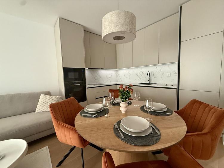 Apartament cu 2 camere decomandat, mobilat în Pipera