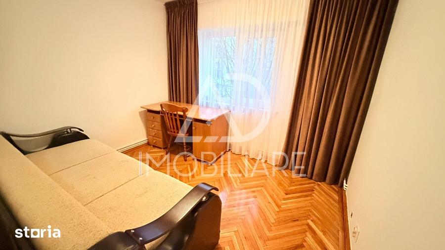 Apartament cu 4 camere în Central