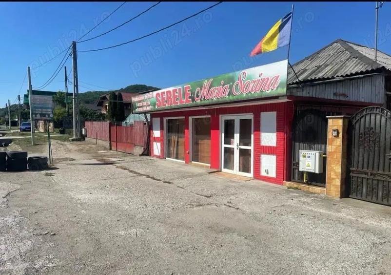 Casă cu Teren 827 Mp în Glâmbocu