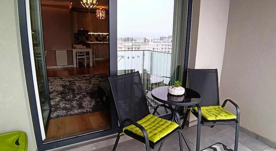 Apartament cu 2 camere semidecomandat în Bună Ziua