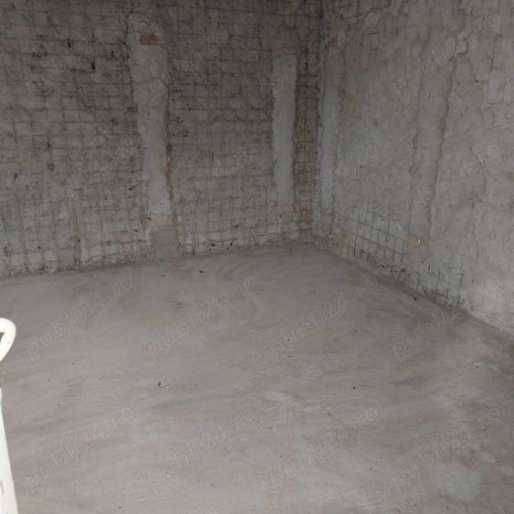 Casă cu 3 camere cu Teren 1200 Mp în Ziduri