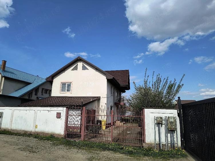 Casă cu Teren 500 Mp în Republicii