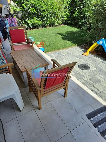 Apartament cu 3 camere decomandat, mobilat în Dumbrăvița