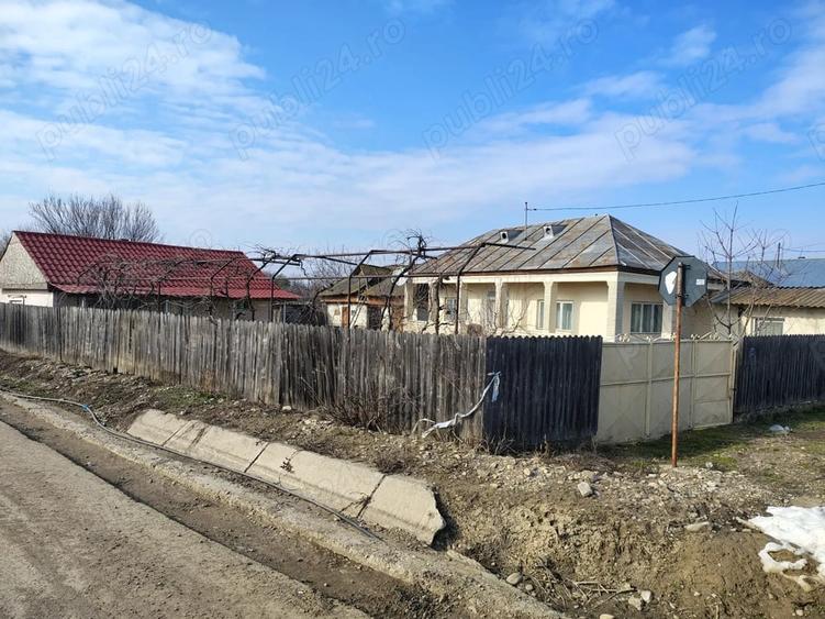 Teren de 1200 mp, în Garoafa
