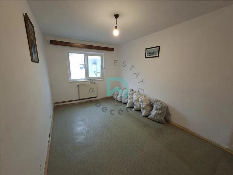 Apartament cu 4 camere în Centrul Civic