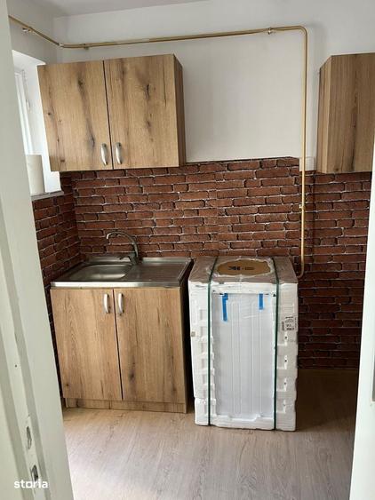 Apartament cu 3 camere decomandat în George Enescu