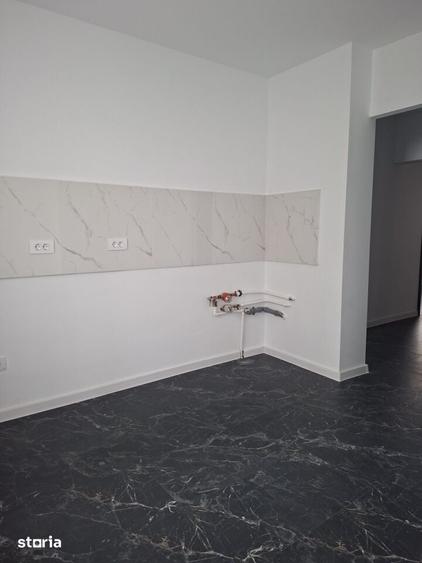 Apartament cu 4 camere în Militari