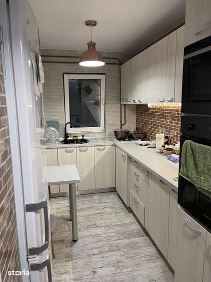 Apartament cu 2 camere semidecomandat, mobilat în Mănăștur