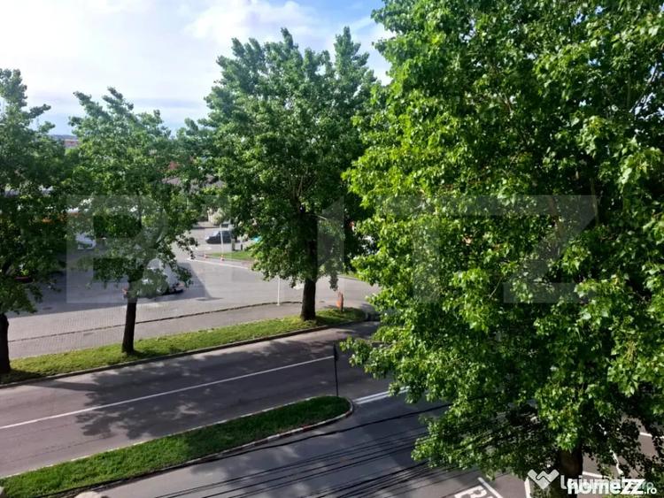 Apartament cu 3 camere, 76.58 mp, decomndat, zona Micro 11 - 12