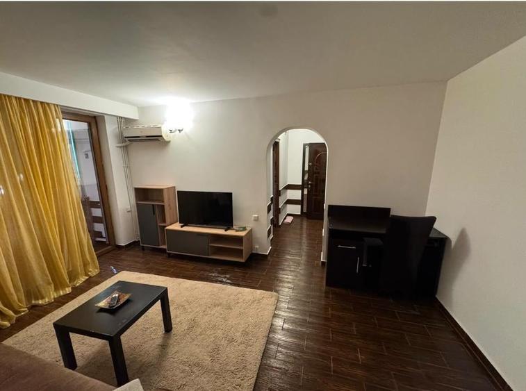 Apartament cu 2 camere semidecomandat în Tomis II