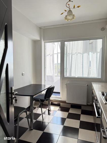 Apartament cu 2 camere în Podu Roș
