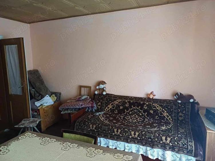 Casă cu 3 camere în Moceriș