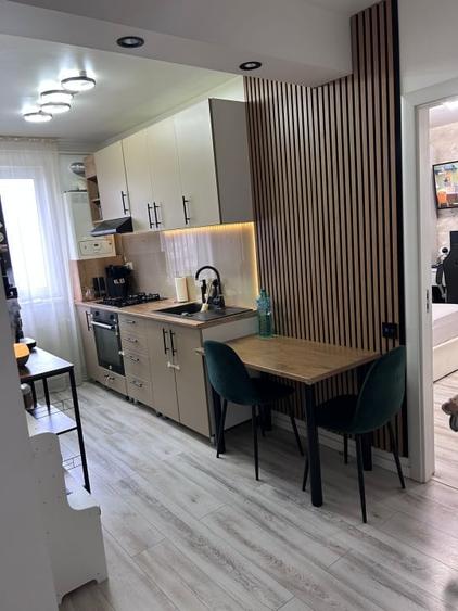 Apartament cu 2 camere, 44 mp, parcare | zona Eroilor, Florești - 1