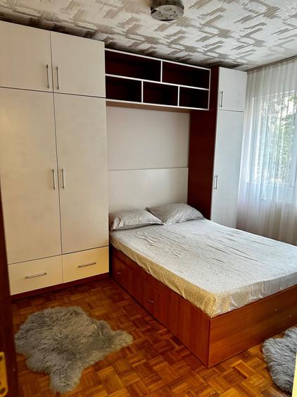 Apartament cu 3 camere decomandat în Brazda lui Novac