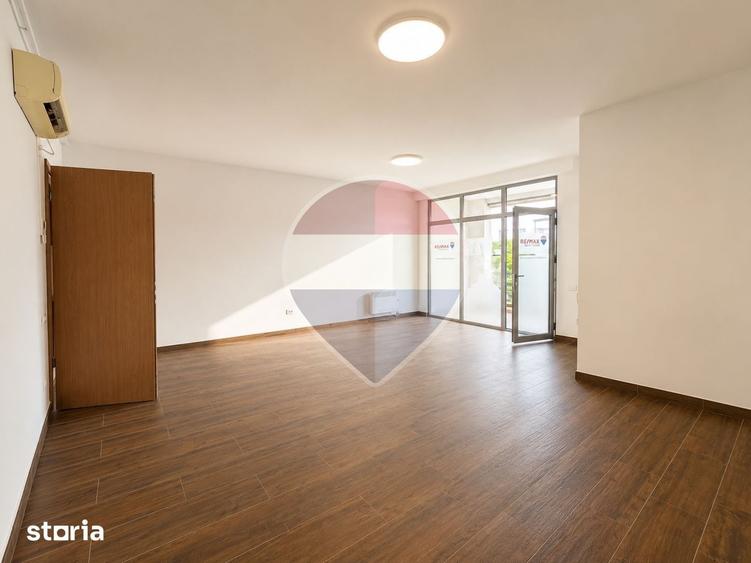 Spațiu comercial, de 120 mp, în Letea