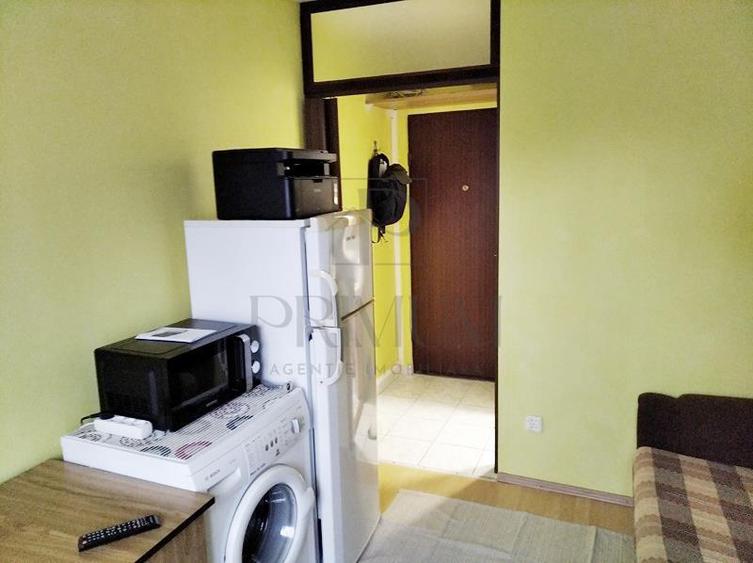 Garsonieră semidecomandată, mobilată în Complex Studențesc