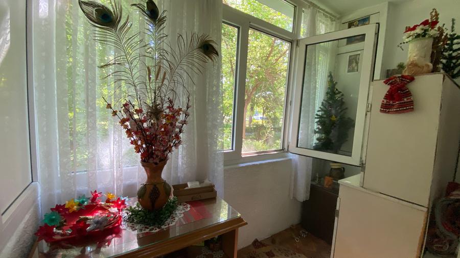 Apartament cu 2 camere semidecomandat în Eremia