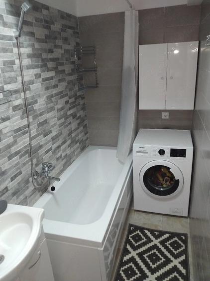 Apartament cu 2 camere decomandat în Ciric