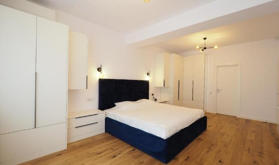 Apartament cu 4 camere, mobilat în Nordului