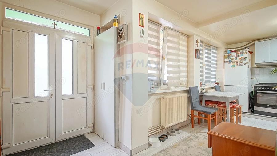 Casă cu 3 camere cu Teren 302 Mp în Blumăna