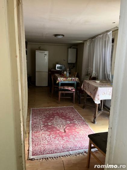 Casă cu 4 camere cu Teren 8808 Mp în Simeria Veche