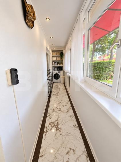 Apartament cu 3 camere decomandat, mobilat în Micro 4