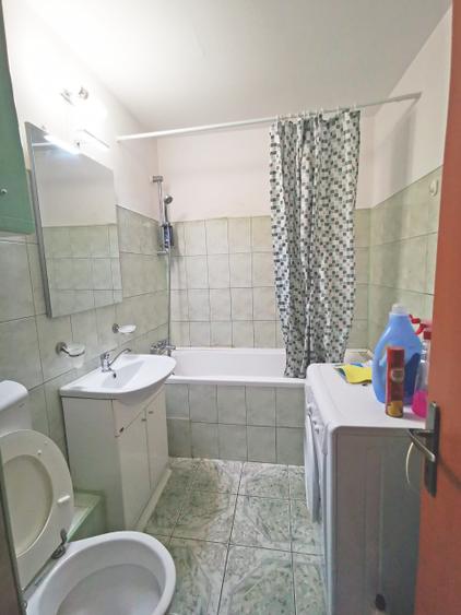 Apartament cu 2 camere decomandat în Lujerului