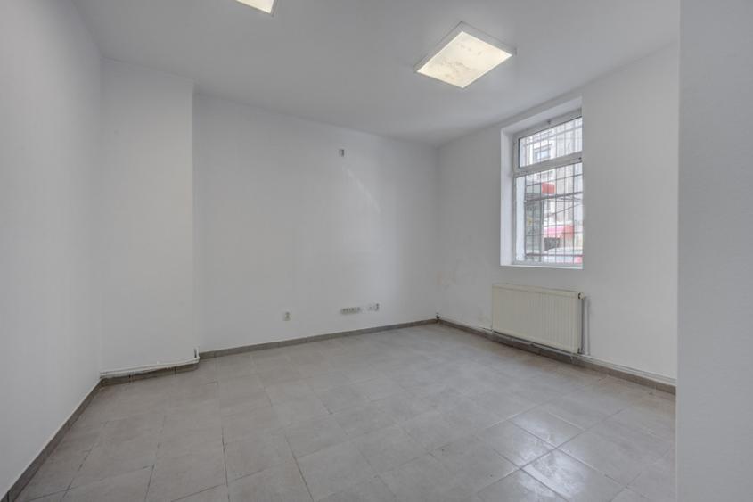Spațiu comercial, de 51 mp, în Viilor
