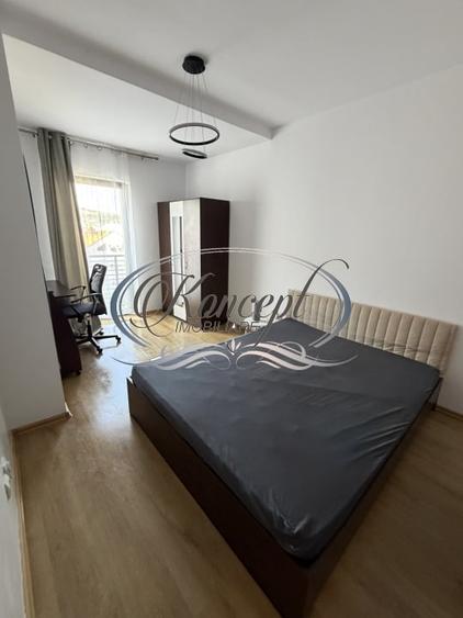 Apartament cu 3 camere semidecomandat, mobilat în Semicentral