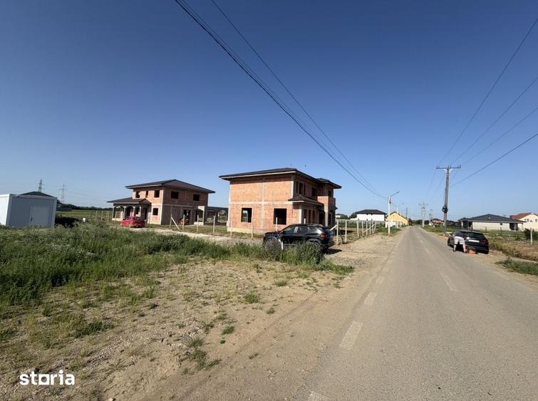 Teren de 480 mp, în Păulești