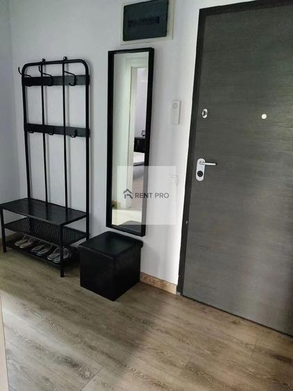 Garsonieră decomandată, mobilată în Politehnica