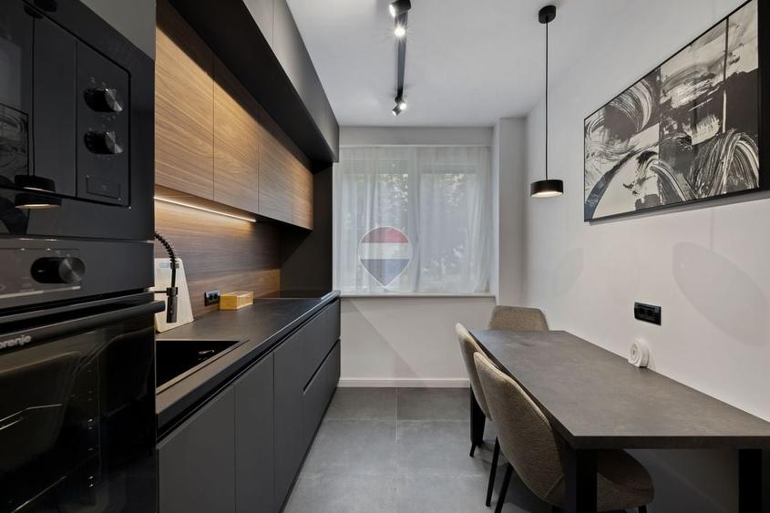 Apartament cu 2 camere decomandat în Podgoria