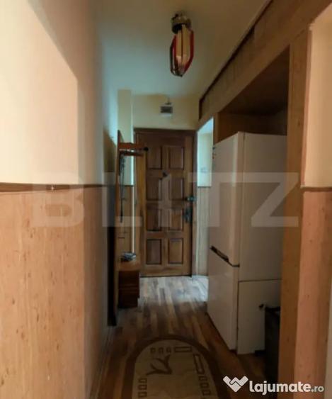 Apartament cu 2 camere semidecomandat în Micro 4
