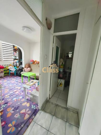 Apartament cu 4 camere decomandat, mobilat în Mărăști