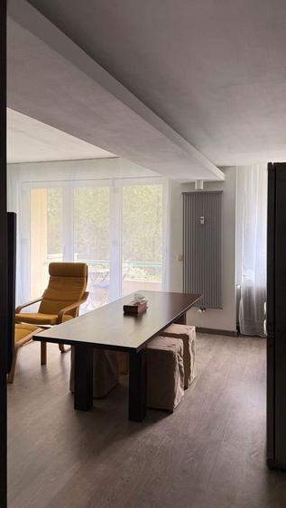 Apartament cu 2 camere semidecomandat, mobilat în Floreasca