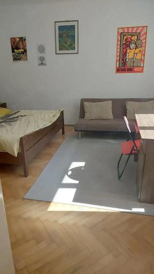 Casă cu 3 camere în Central