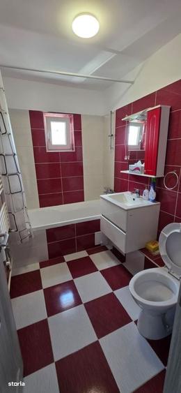 Apartament cu 2 camere semidecomandat în Mioriței