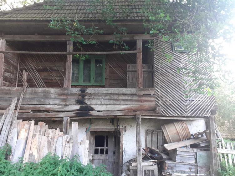 Casă cu 3 camere în Iara