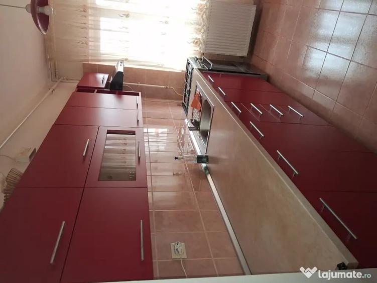 Apartament cu 2 camere decomandat în Florești