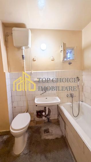 Apartament cu 3 camere decomandat în Barbu Văcărescu