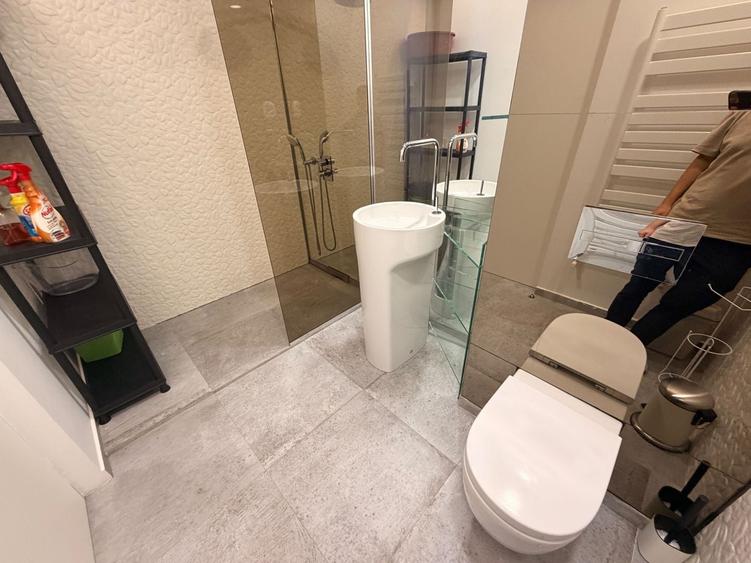 Apartament cu 3 camere în Aviației