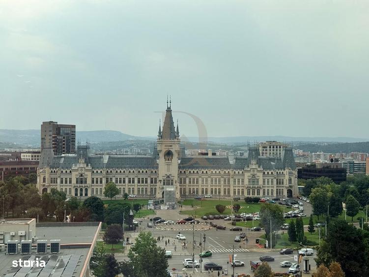Apartament cu 4 camere în Centru Civic
