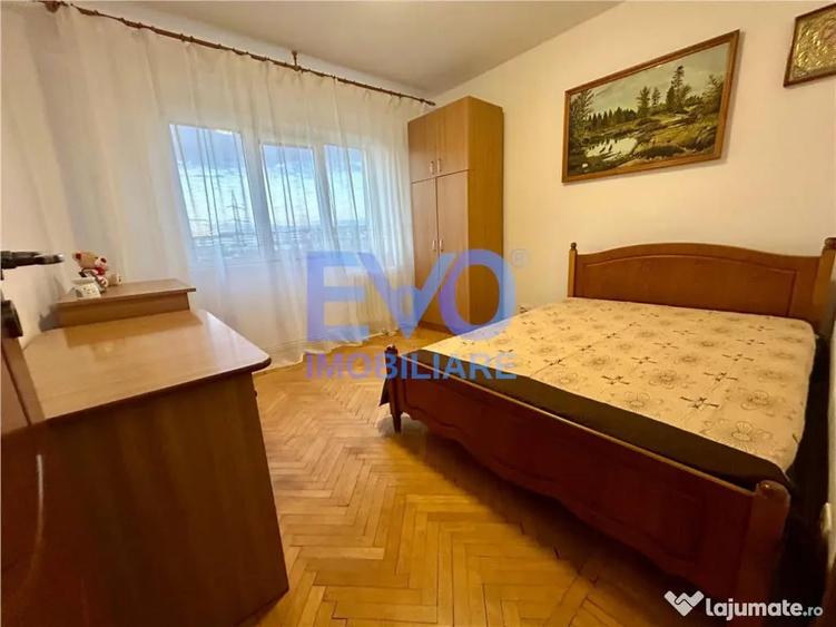 Apartament cu 3 camere decomandat în Mircea cel Bătrân