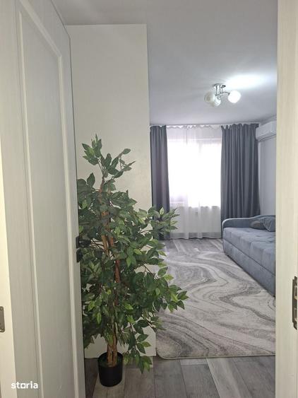 De vanzare apartament 4 camere Gorjului - 1