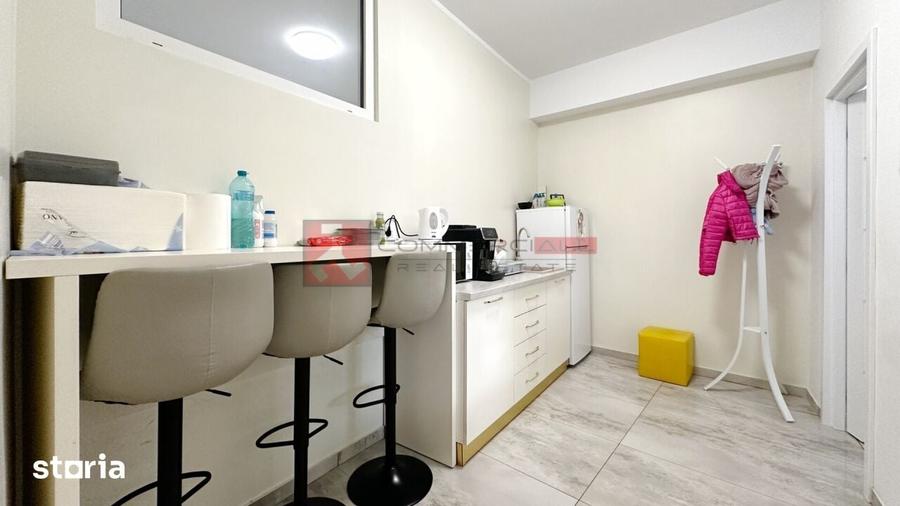 Spațiu comercial, de 241 mp, în Noua