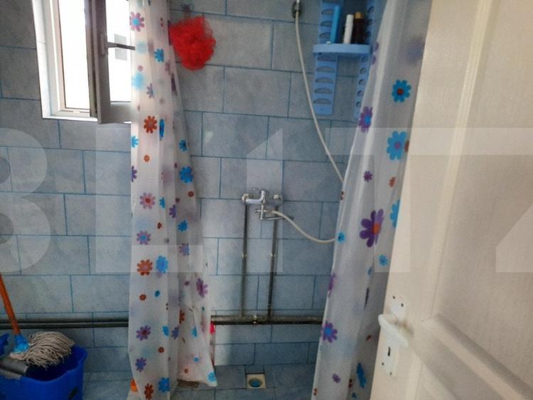Casă individuală cu 3 camere cu Garaj în Dâmbul Rotund